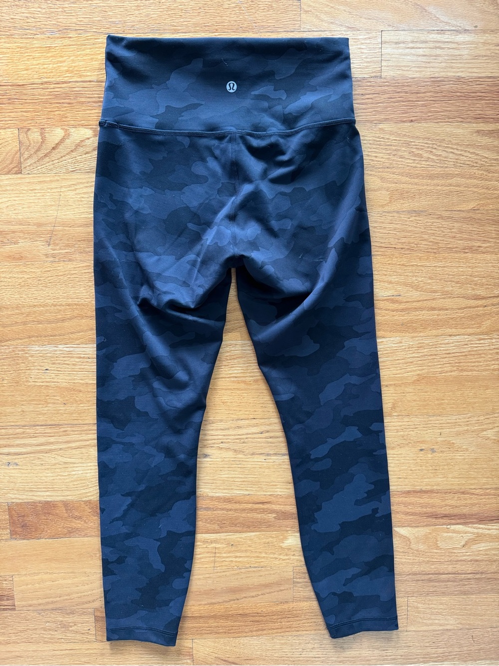 Lululemon High Rise 24” Tight Women’s 6 Heritage 365 Camo